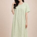 Women's Green Plaid Knee-Length Nightdress in Lycra